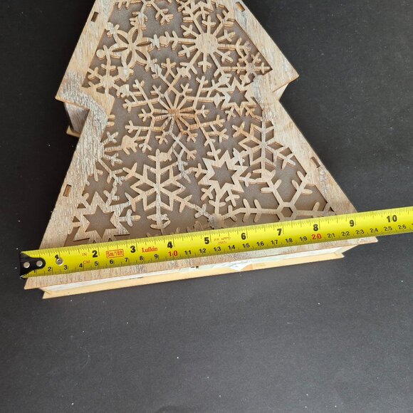 Light Up Christmas Tree - Picture 6 of 9